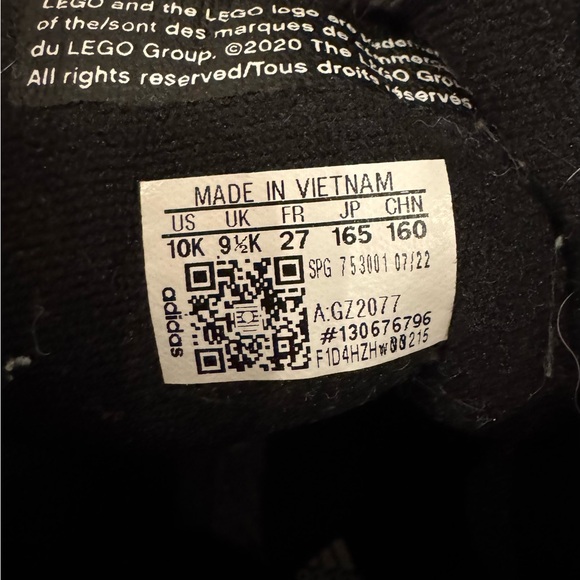 Adidas x LEGO Blue and Black Boots with LEGO Beanie - Picture 7 of 10